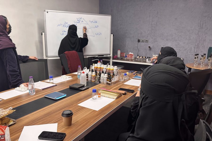 انطلاقة الرواد