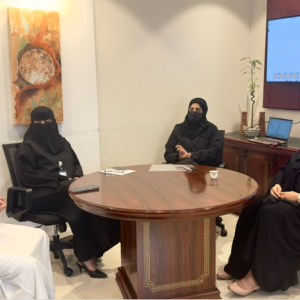 زيارة وزارة الموارد البشرية والتنمية الاجتماعية لبحث سبل التعاون